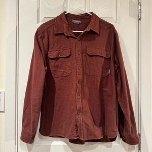 Eddie Bauer Men's 100% Cotton Maroon Button Up Size Medium heritage